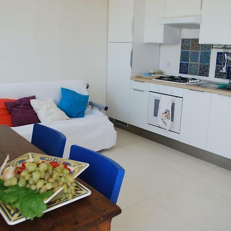 Giulianna Uno Villa Donnalucata  Habitación foto